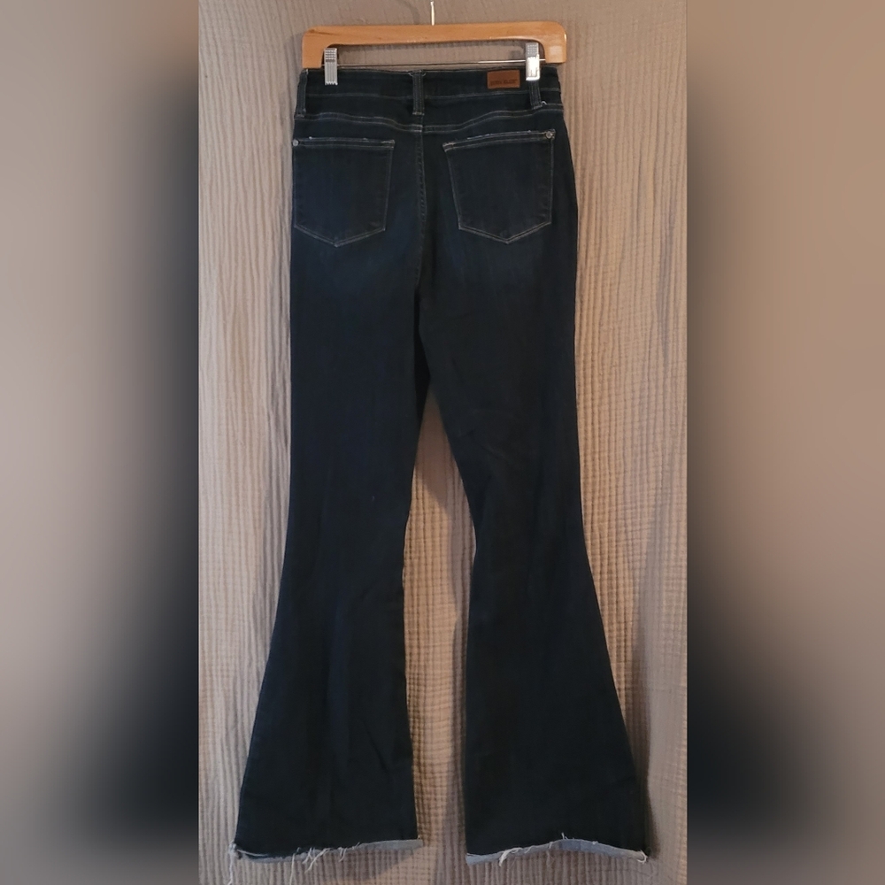 Judy Blue Lily High Rise Raw Hem Flare Dark Wash Jeans - Size 7/28 - Picture 5 of 15